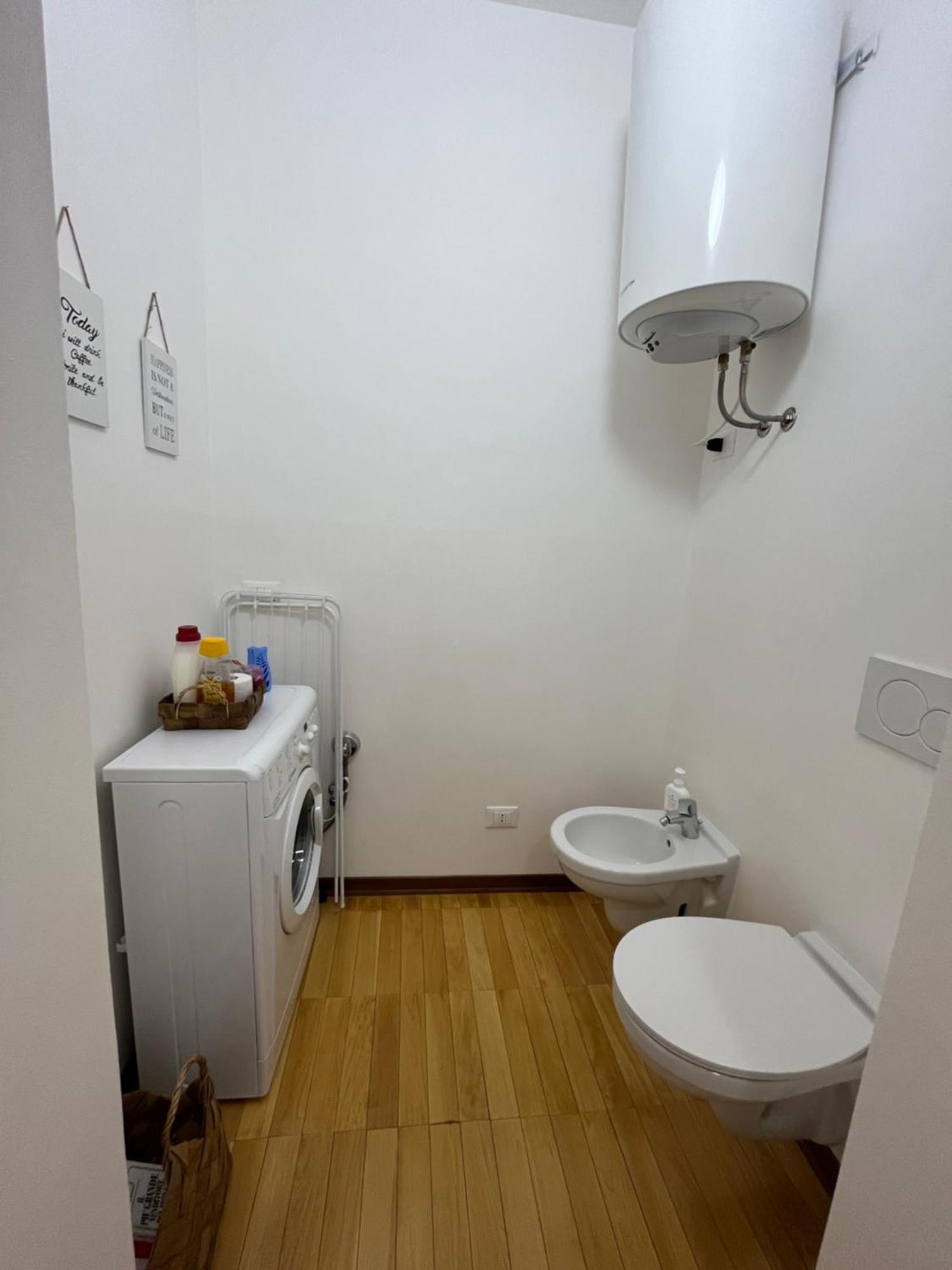 Game,Set And Love -Loft Nel Cuore Di Aosta Exterior foto