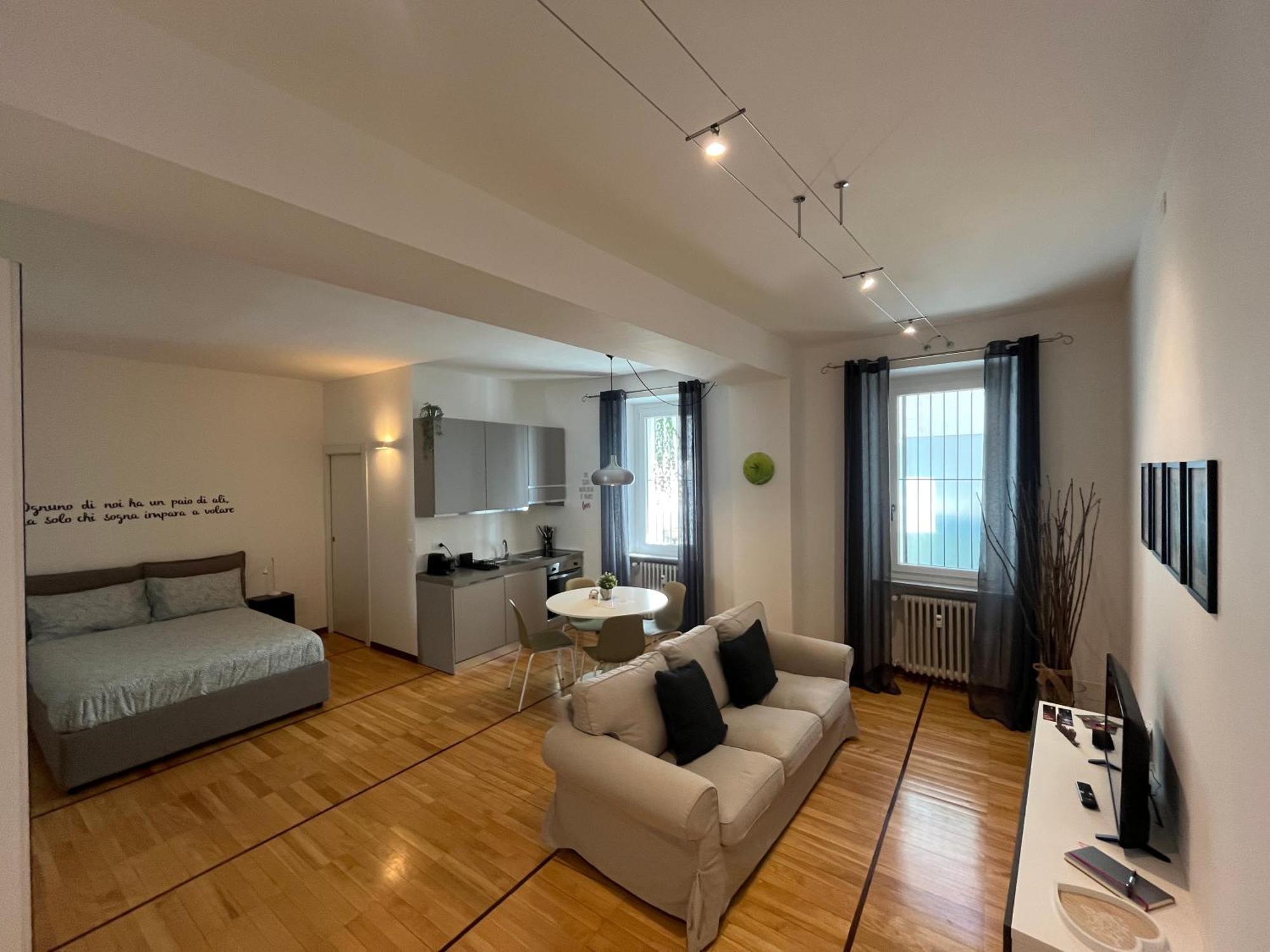 Game,Set And Love -Loft Nel Cuore Di Aosta Exterior foto
