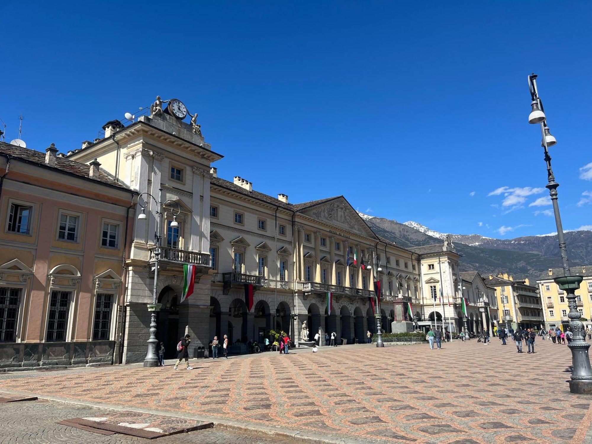 Game,Set And Love -Loft Nel Cuore Di Aosta Exterior foto